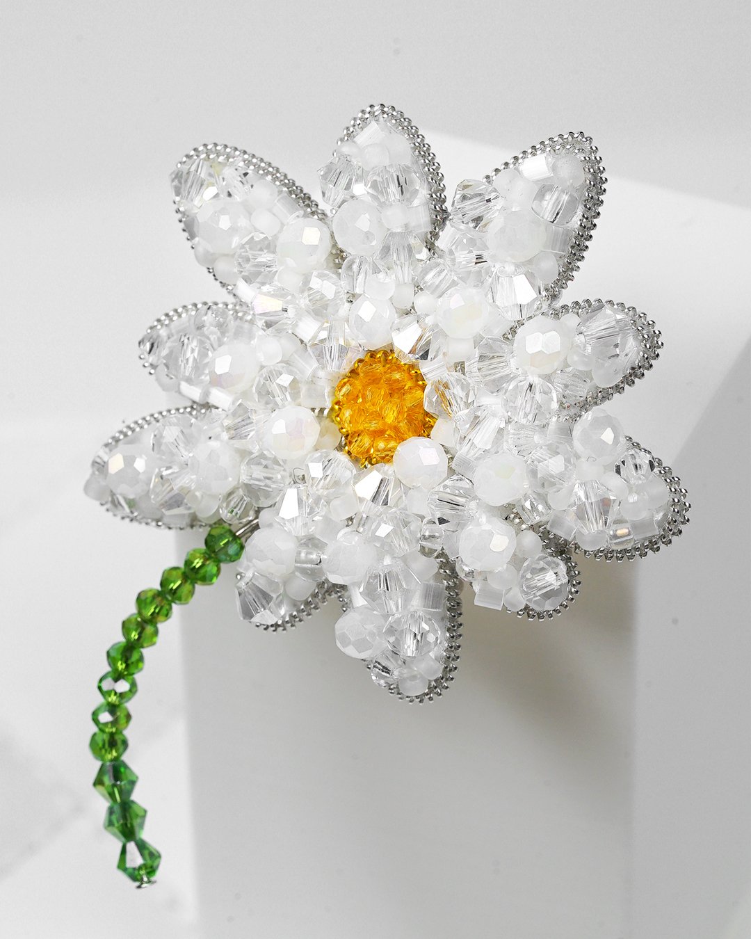 Chamomile Brooch – Full Bloom - Image 10