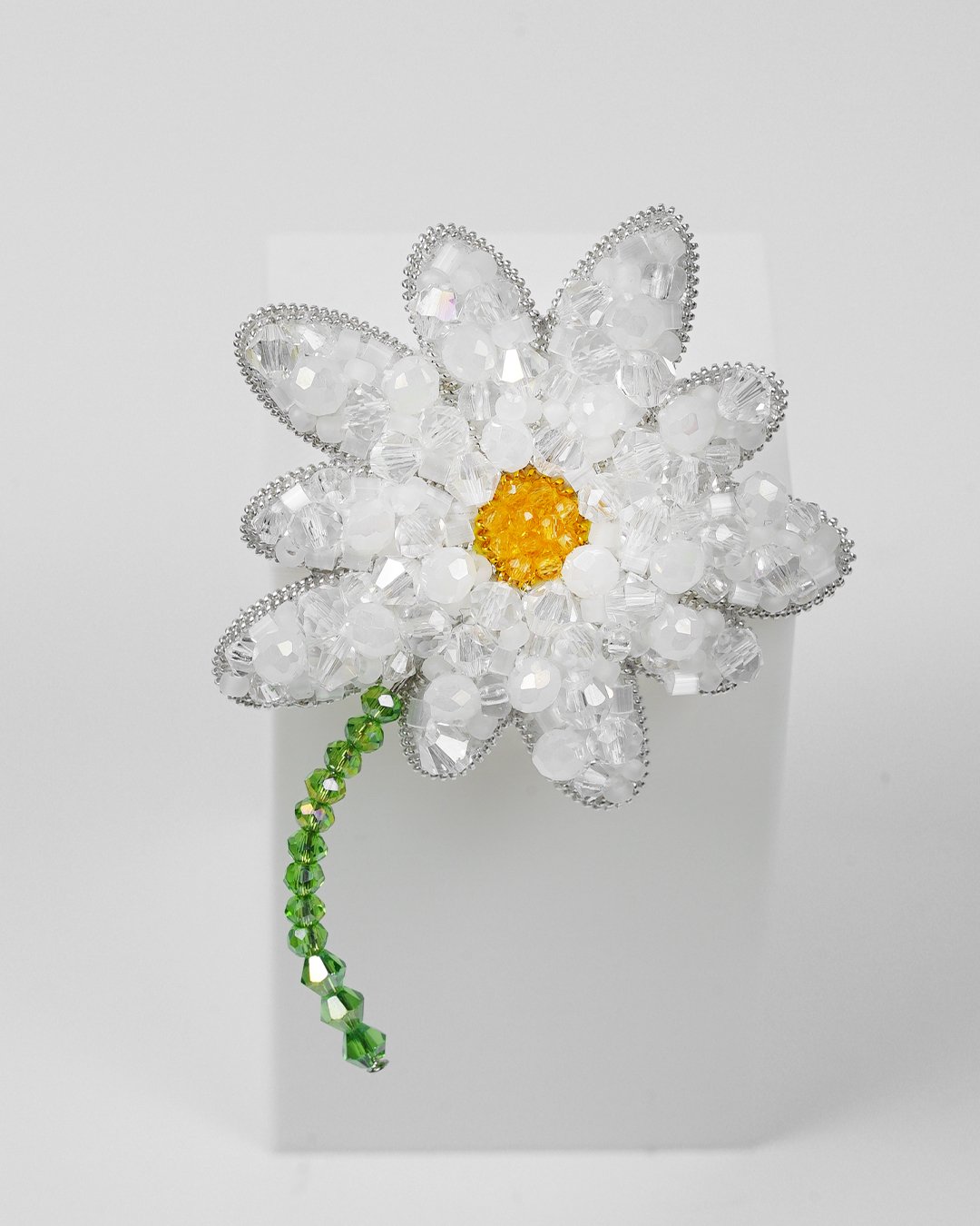 Chamomile Brooch – Full Bloom - Image 9