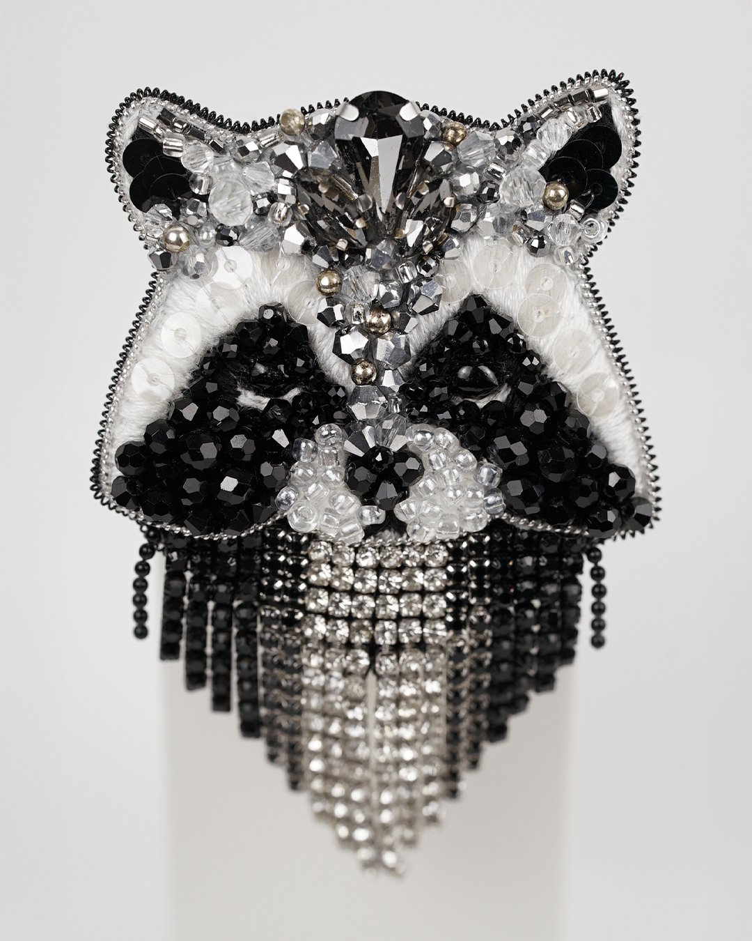 Raccoon Beaded Brooch - Image 12