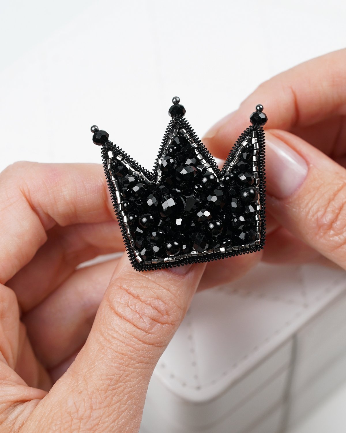 Black Crown Brooch (Basquiat Inspired) - Image 2