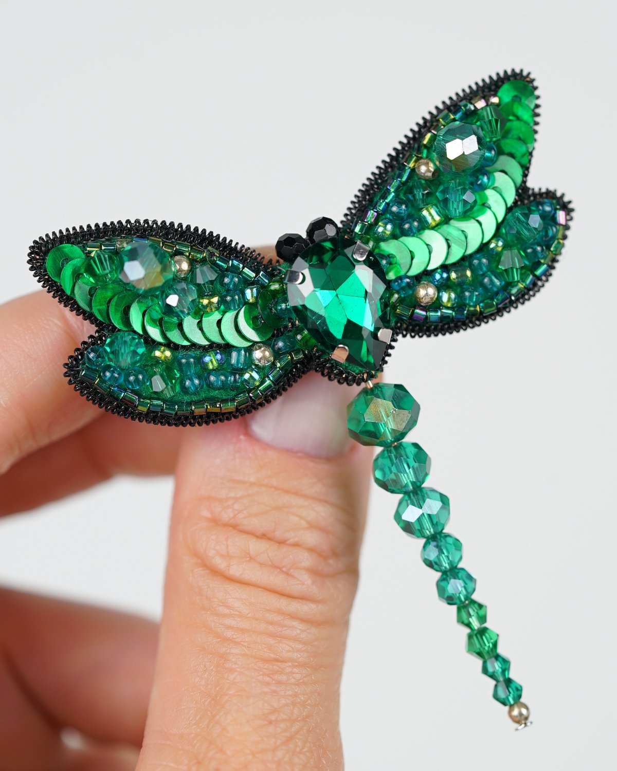 Dragonfly Brooch - Emerald - Image 5