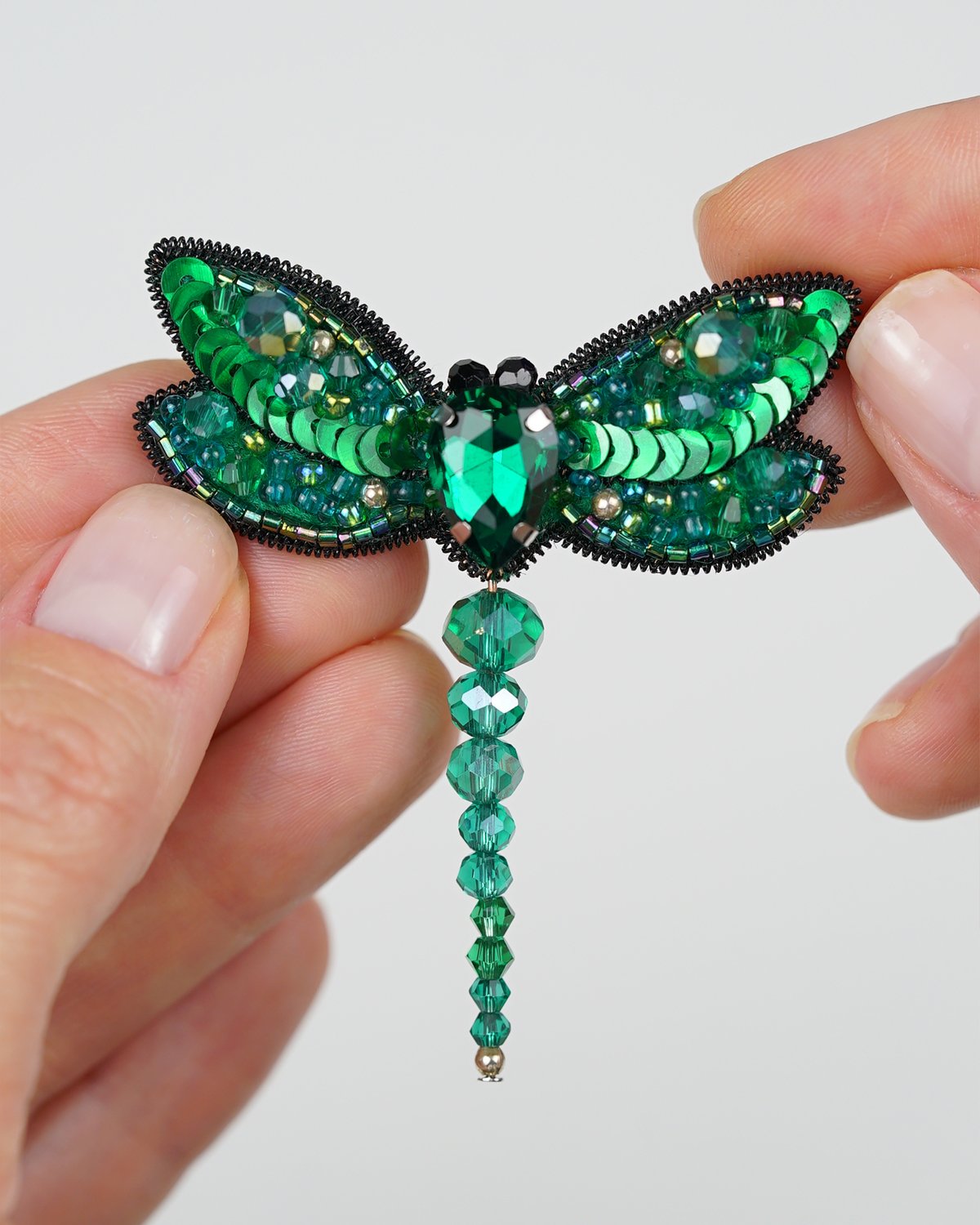 Dragonfly Brooch - Emerald - Image 4