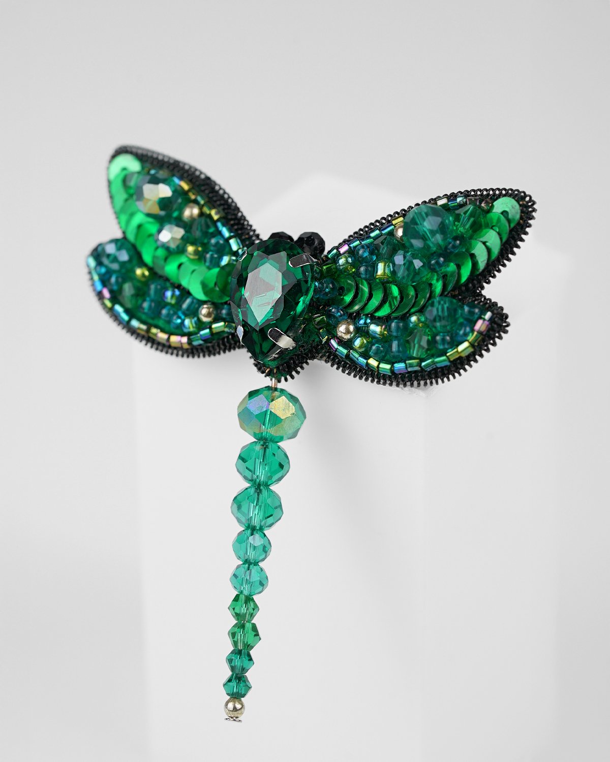 Dragonfly Brooch - Emerald - Image 2