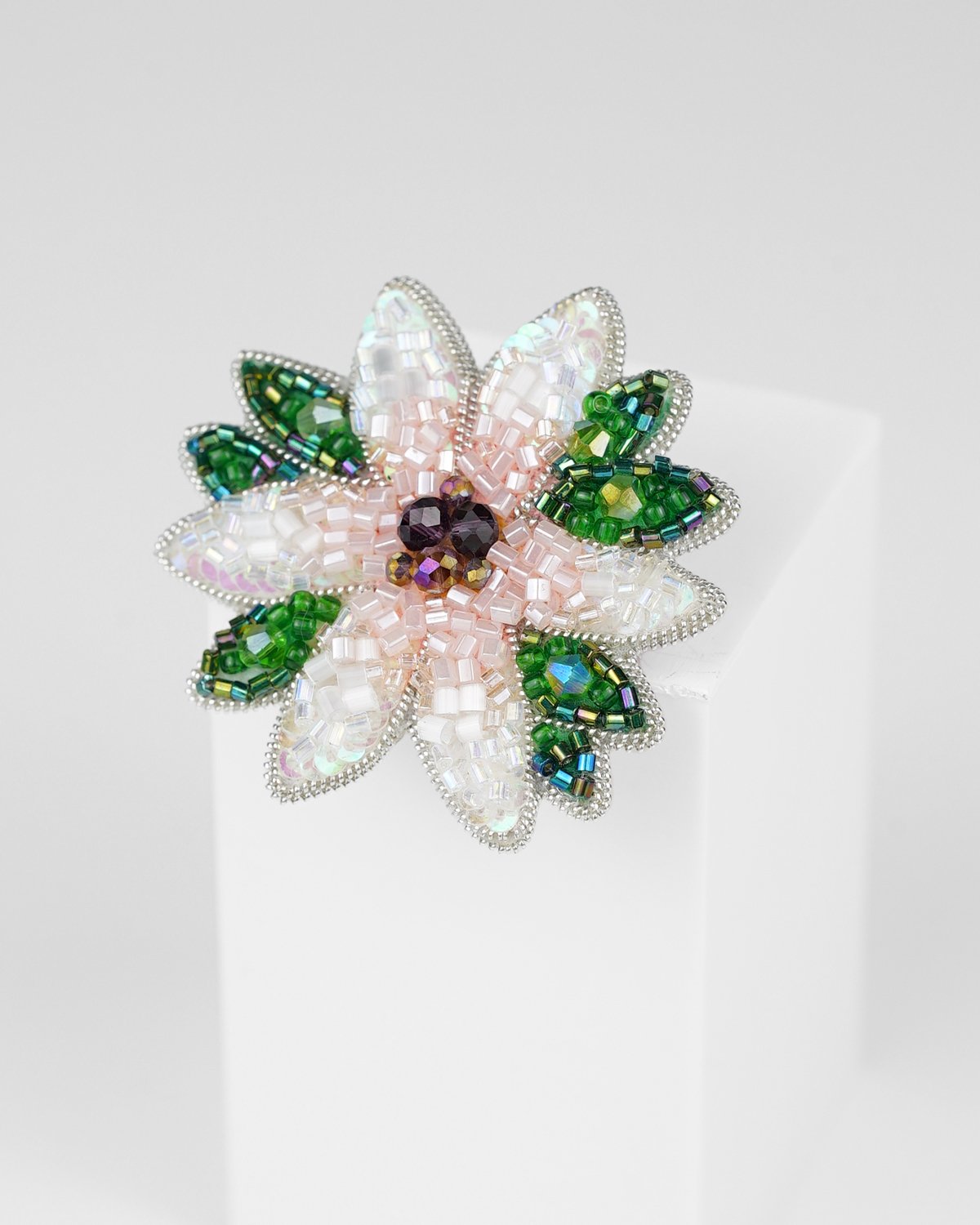 Spring Flower Beaded Brooch - Image 4