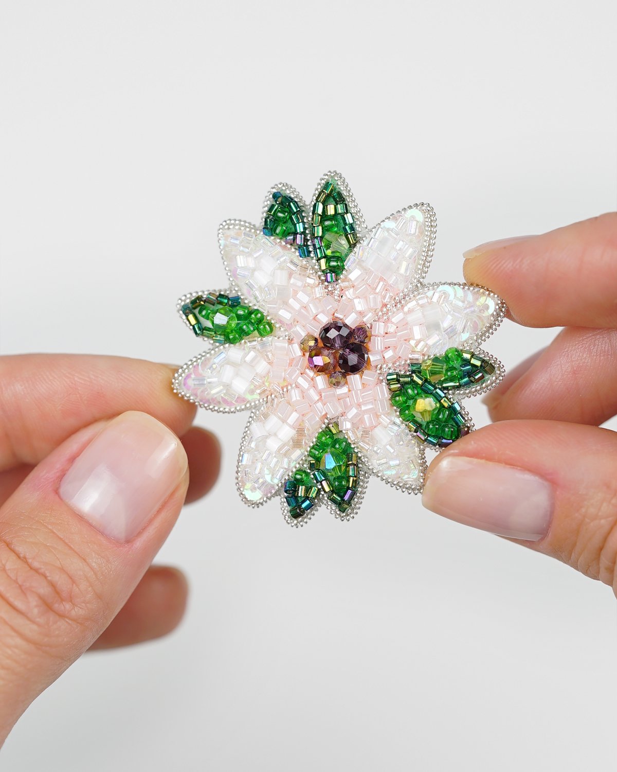 Spring Flower Beaded Brooch - Image 11