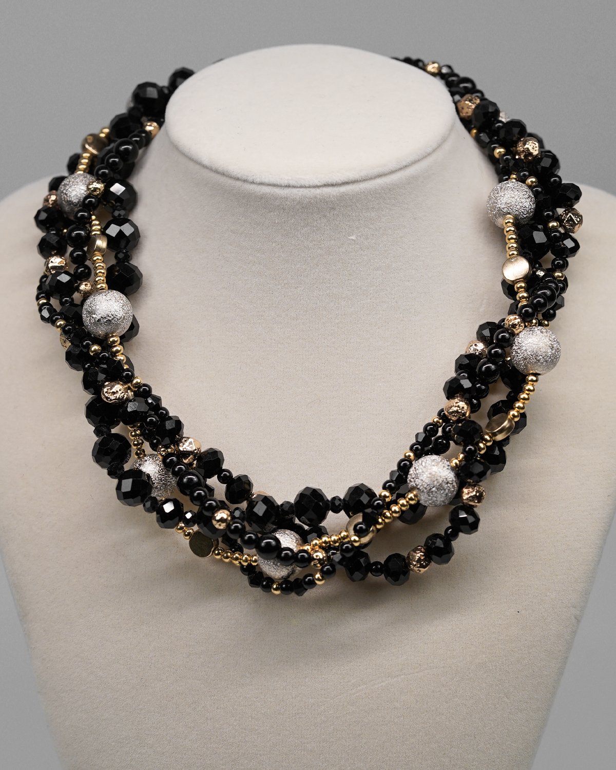 Black Caviar & Champagne Choker - Image 5