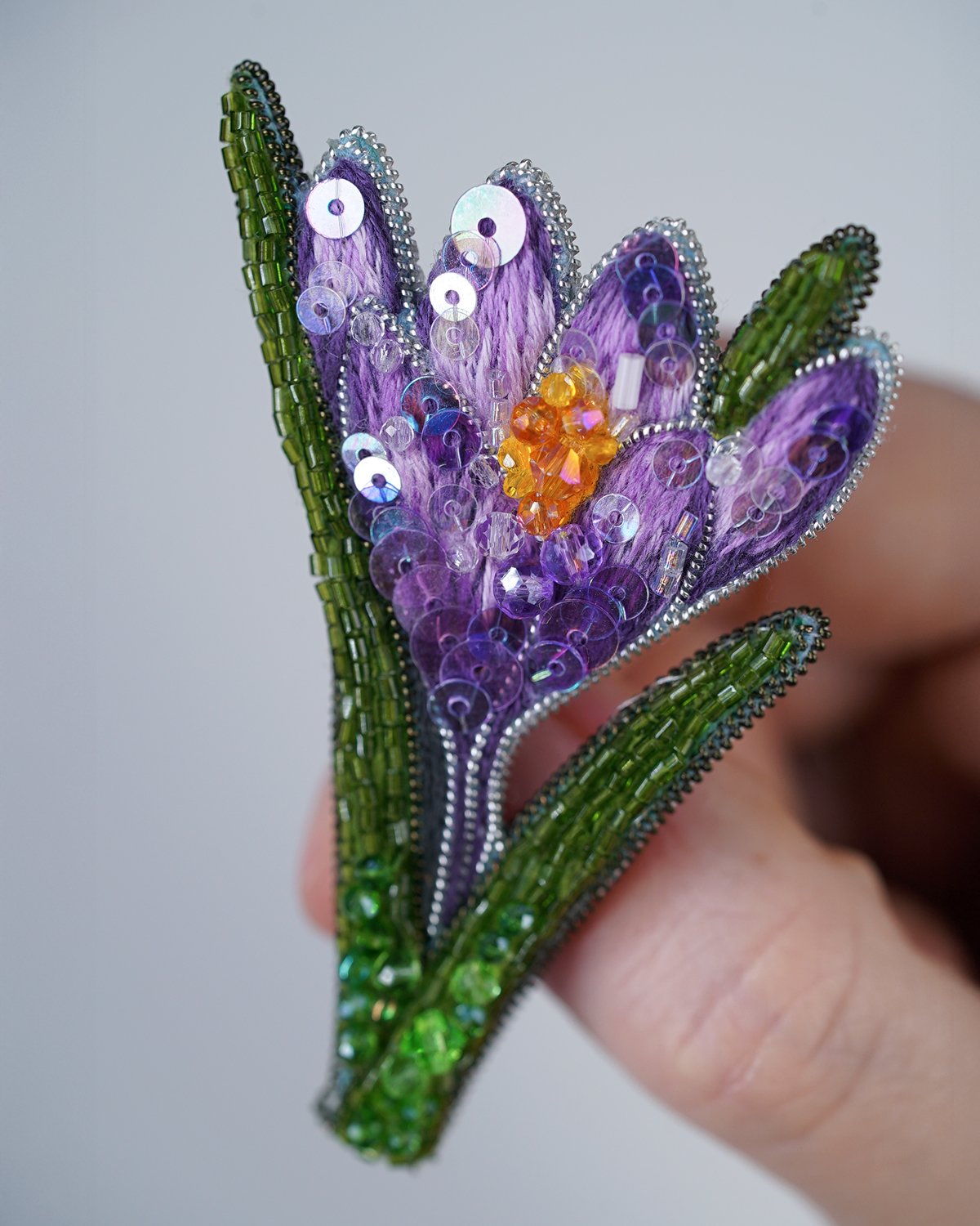 Crocus Flower Brooch - Image 4
