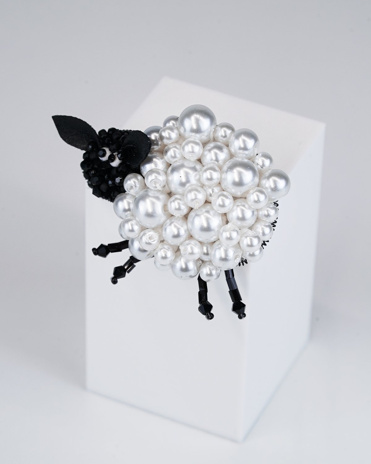 Dreaming Sheep Brooch - Image 10