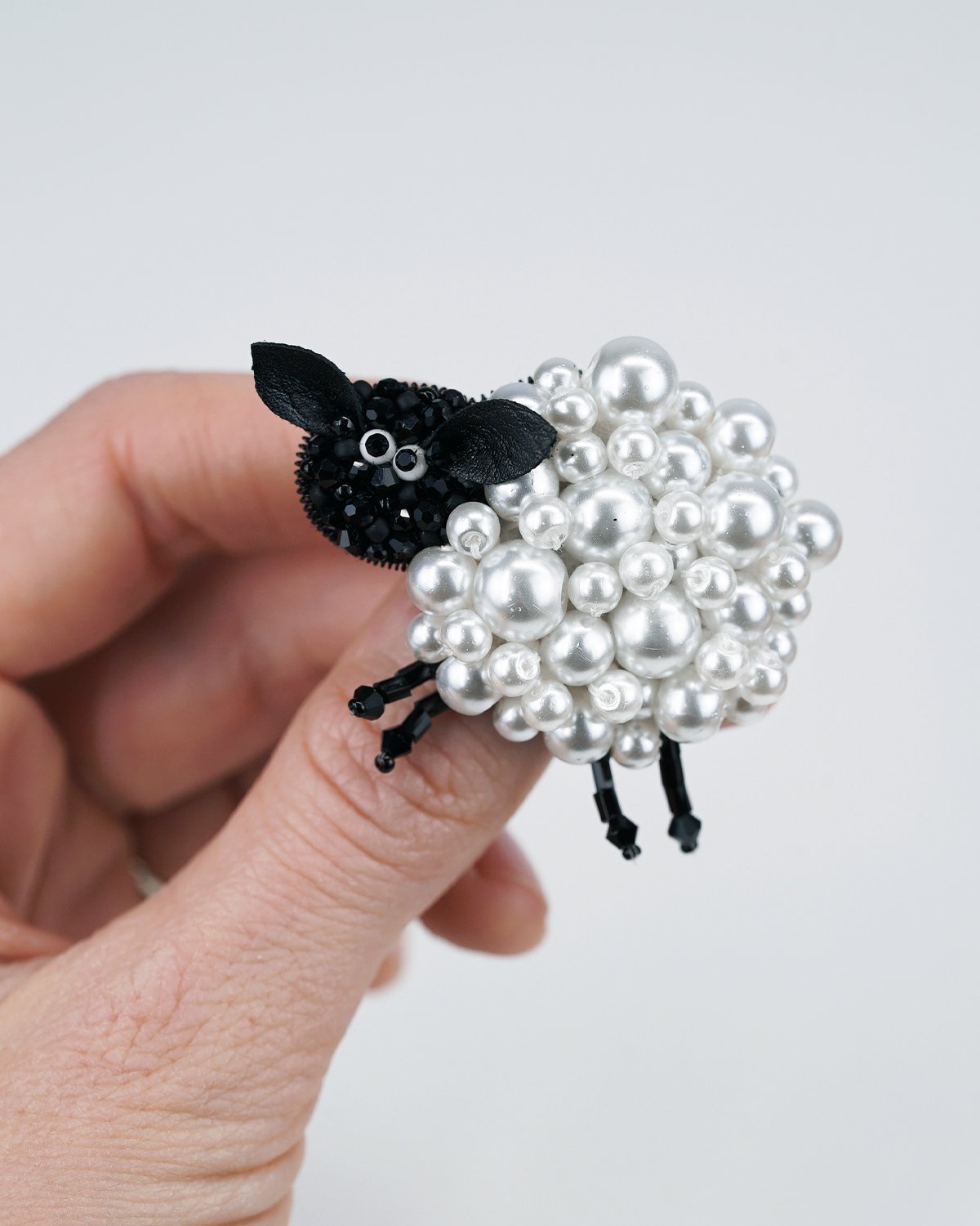 Dreaming Sheep Brooch - Image 2