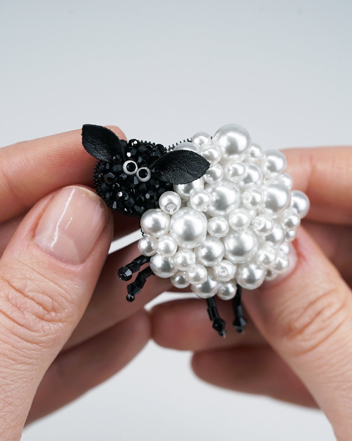 Dreaming Sheep Brooch - Image 7